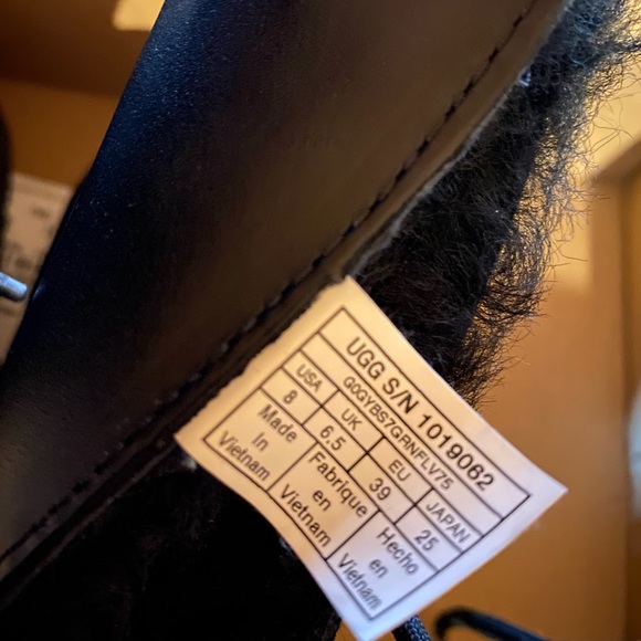 UGG Waterproof Aya Size 8 - Picture 4 of 10